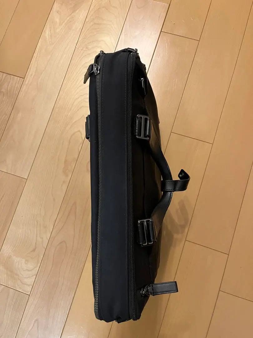 【美品】 TUMI アヴォンデール　ジップバッグ　ブラック　3WAY