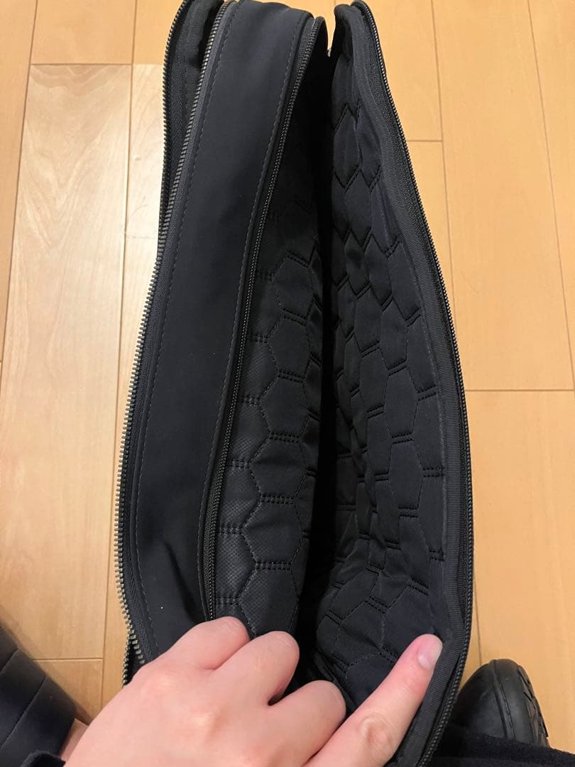 【美品】 TUMI アヴォンデール　ジップバッグ　ブラック　3WAY