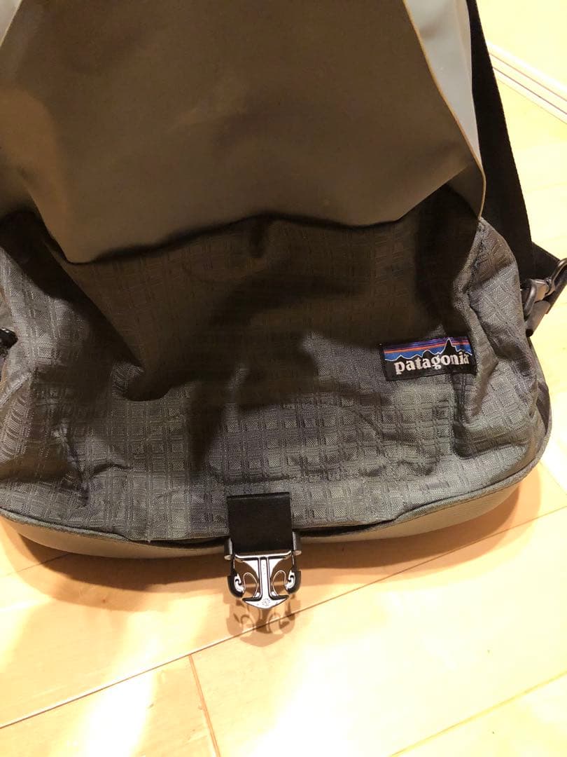 Patagonia パタゴニアWeathershed Duffle Bag