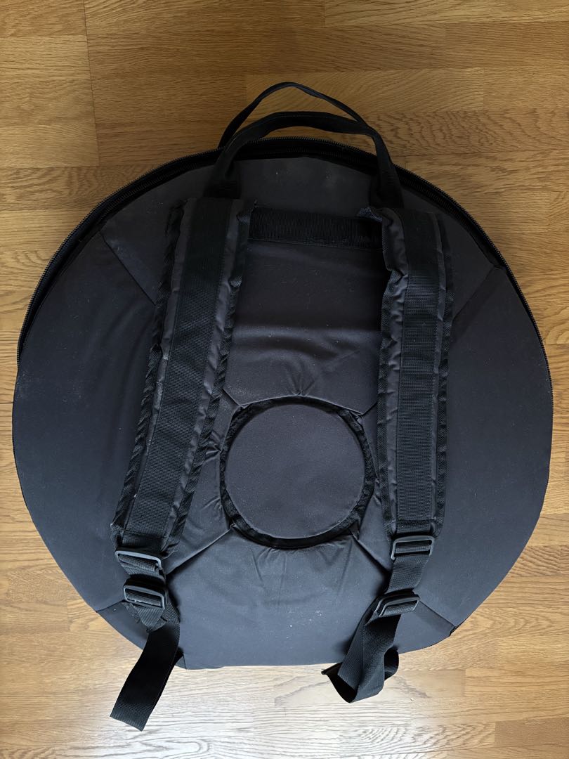 ハンドパン メタリックグレー 60cm バリで作成(バリ音階)鉄製