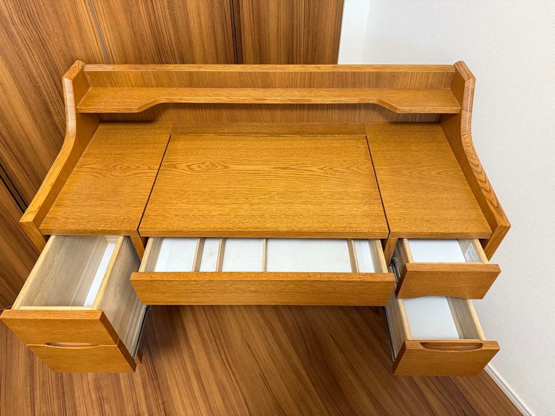 unico SIGNÉドレッサー