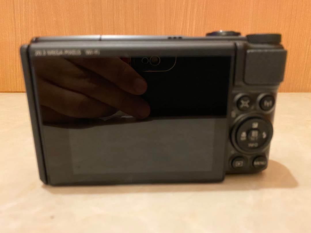 キャノン パワーショット SX740 HS ブラック 黒 tate