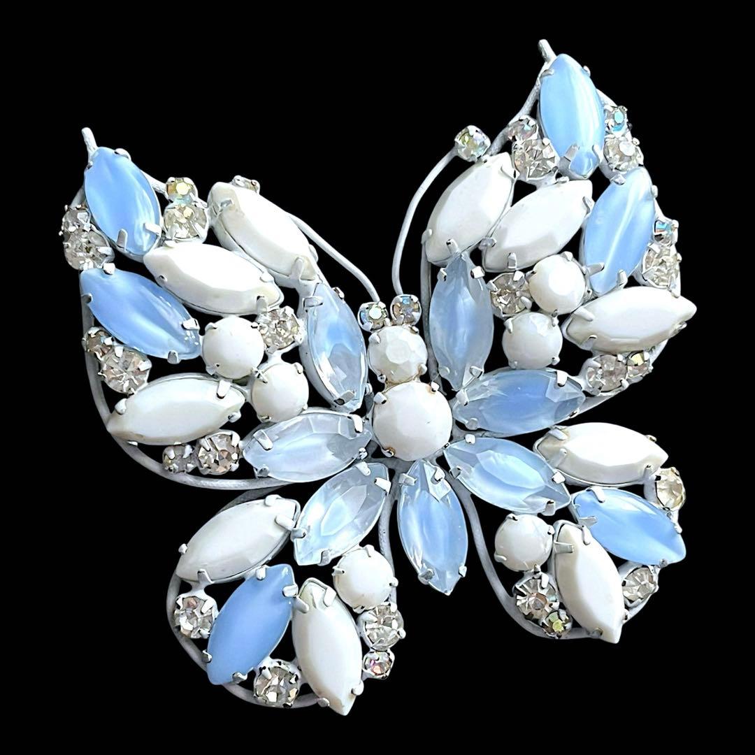 レアストーン☆Regency☆ミルクガラス＆ギブレガラス☆バタフライブローチ