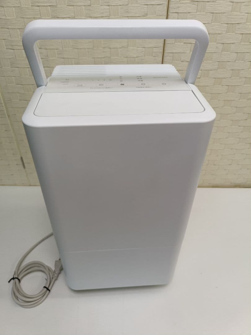 アイリスオーヤマ コンパクトクーラー ICA-0301G 2024年製