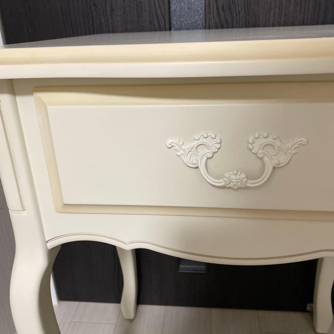 【ローラアシュレイ】ベッドサイドテーブル