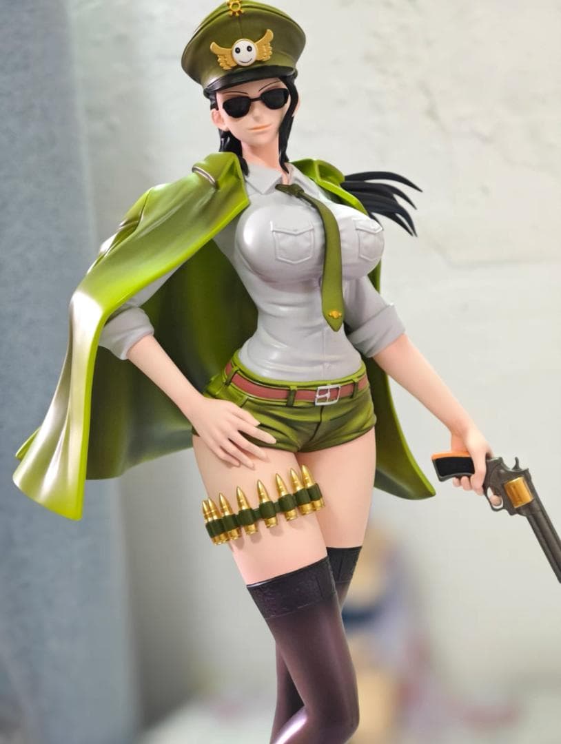 ONE PIECE ニコ・ロビン 樹脂 彫刻 フィギュア