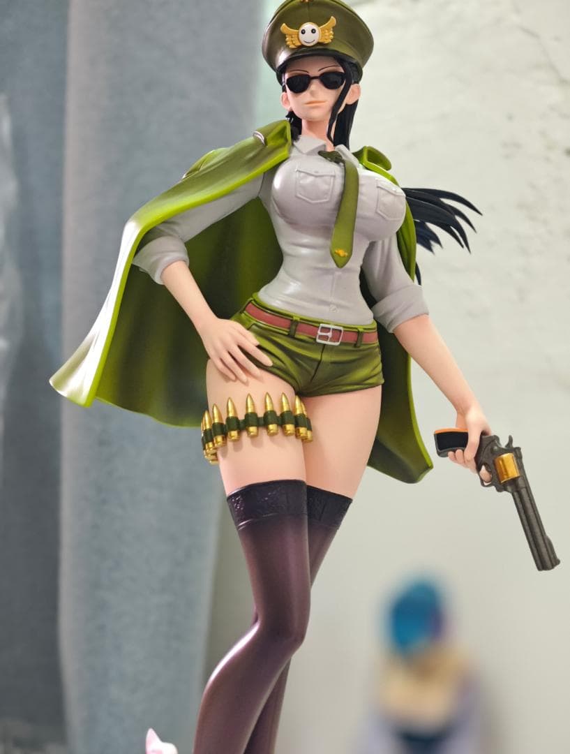 ONE PIECE ニコ・ロビン 樹脂 彫刻 フィギュア