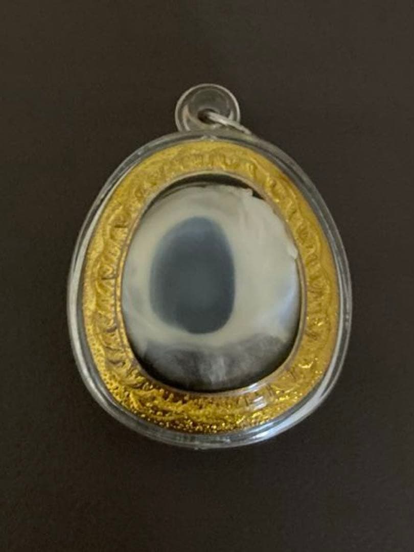 天眼　ルアンポーピナ　　出口を、光を見つけ、人生の真実を見る　プラクルアン