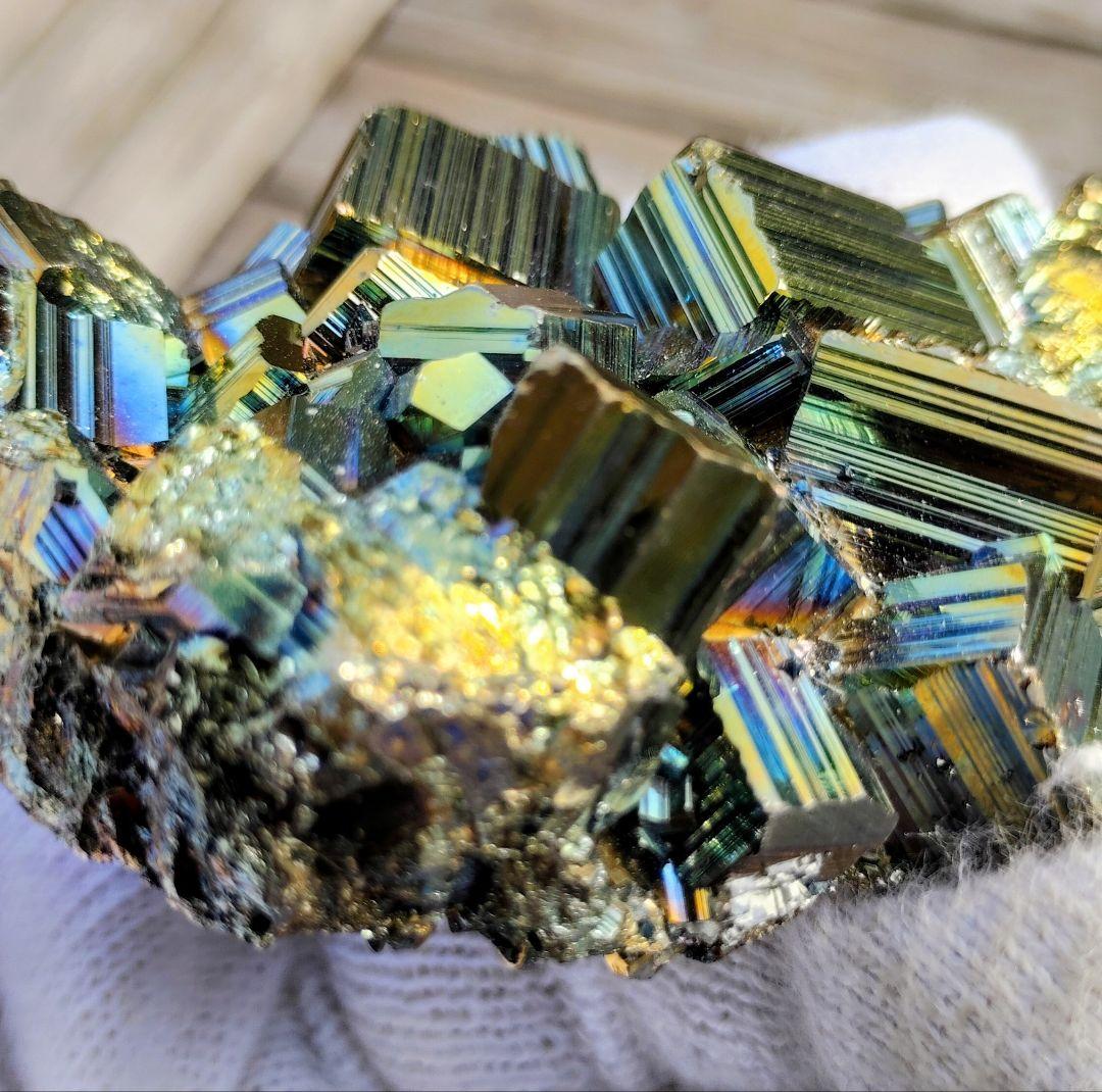 k*o様 カラーキュービックパイライト　クラスター ☆台座付☆　黄鉄鉱　インドネ