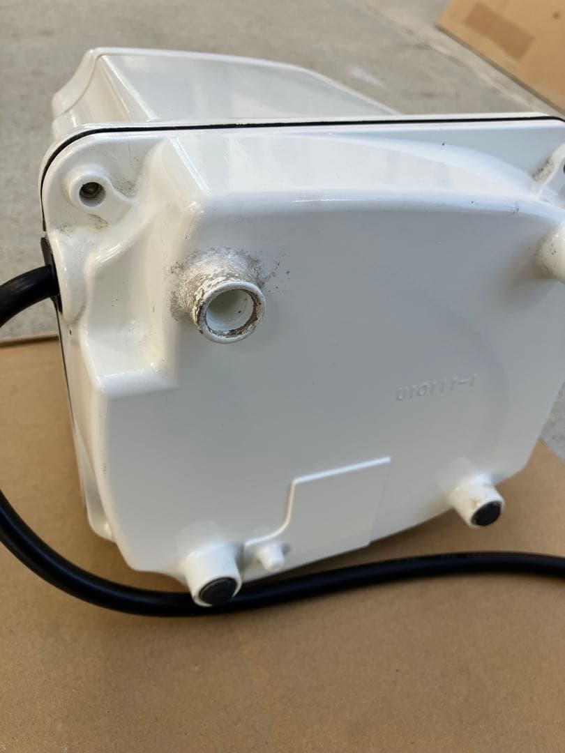 浄化槽、水槽エアーポンプ　フジクリーンUni MB-100