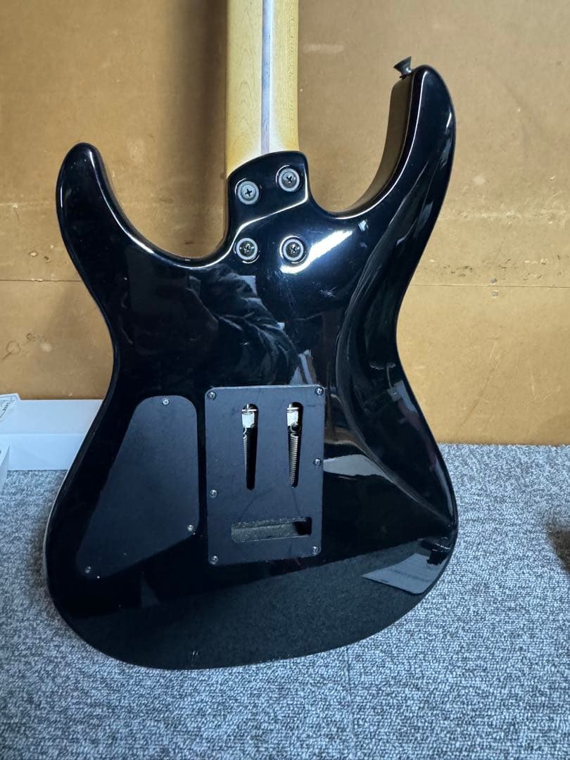 フェルナンデスエレキギター 富士山デザイン