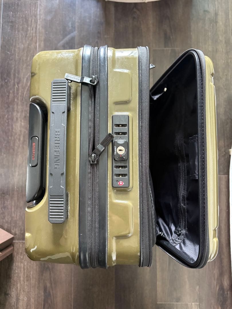 【期間限定】BRIEFING キャリーケース 機内持ち込みOK