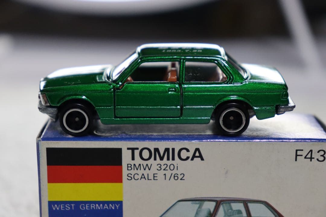 BMW 320i F43 トミカ　青箱　日本製　JMAC総会記念