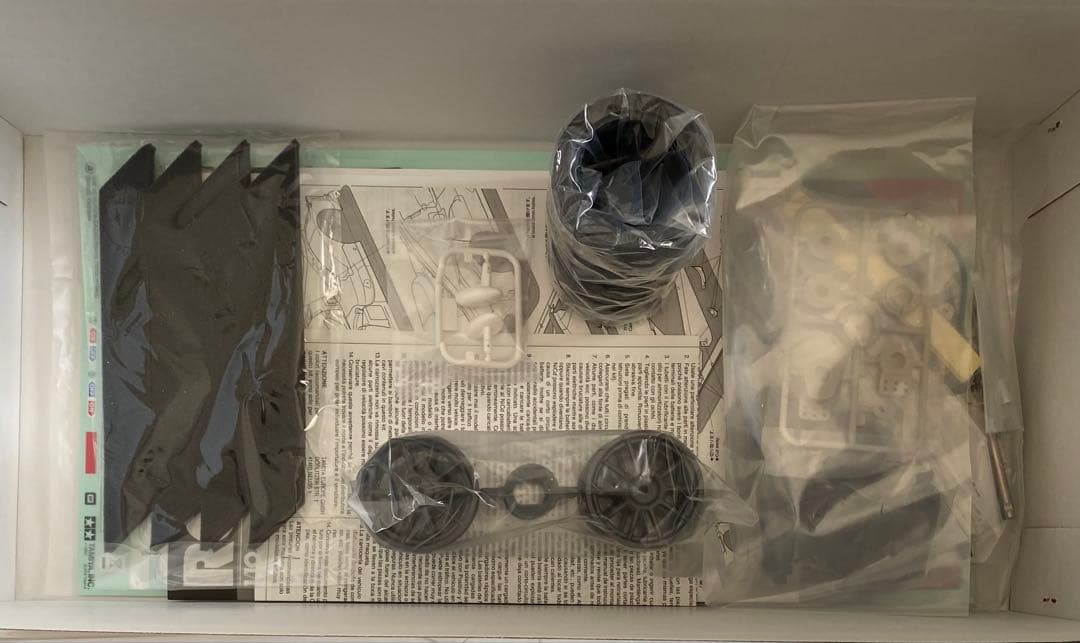 タミヤ　1/10 トヨタ ガズー レーシング TS050 HYBRID