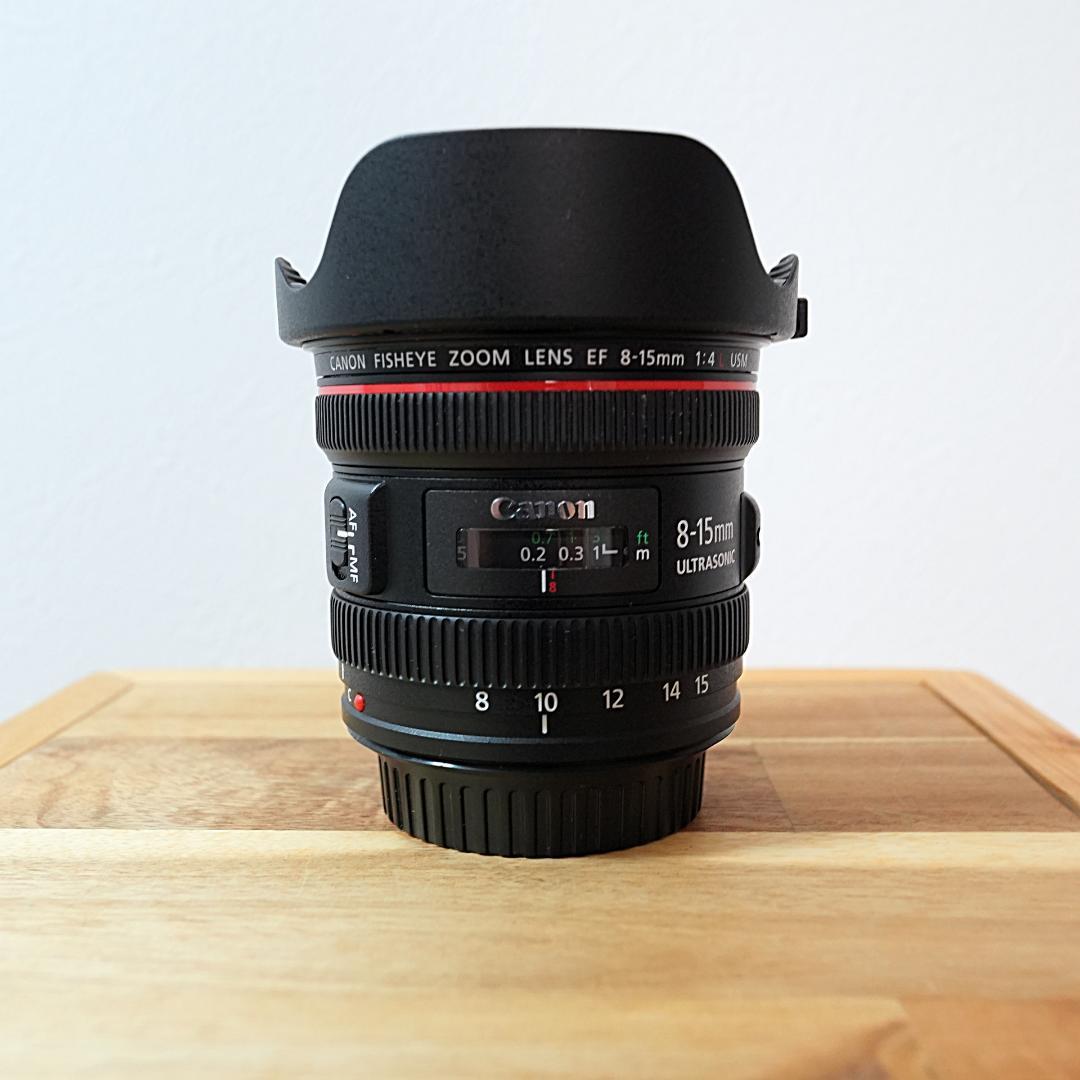 Canon EF 8-15mm f/4 L 魚眼ズームレンズ