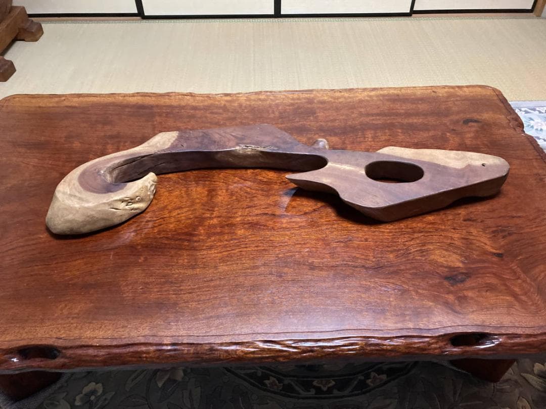 ☆旧家蔵出し・経年の雰囲気が素敵な古材・一枚板花台・無垢材・展示台陳列棚古道具☆