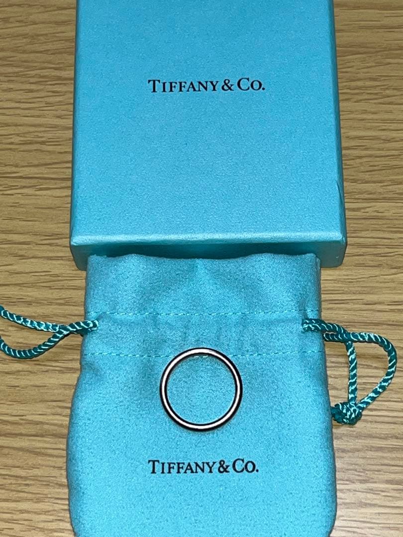 ティファニー ブラックチタンリング　19号　ナロー