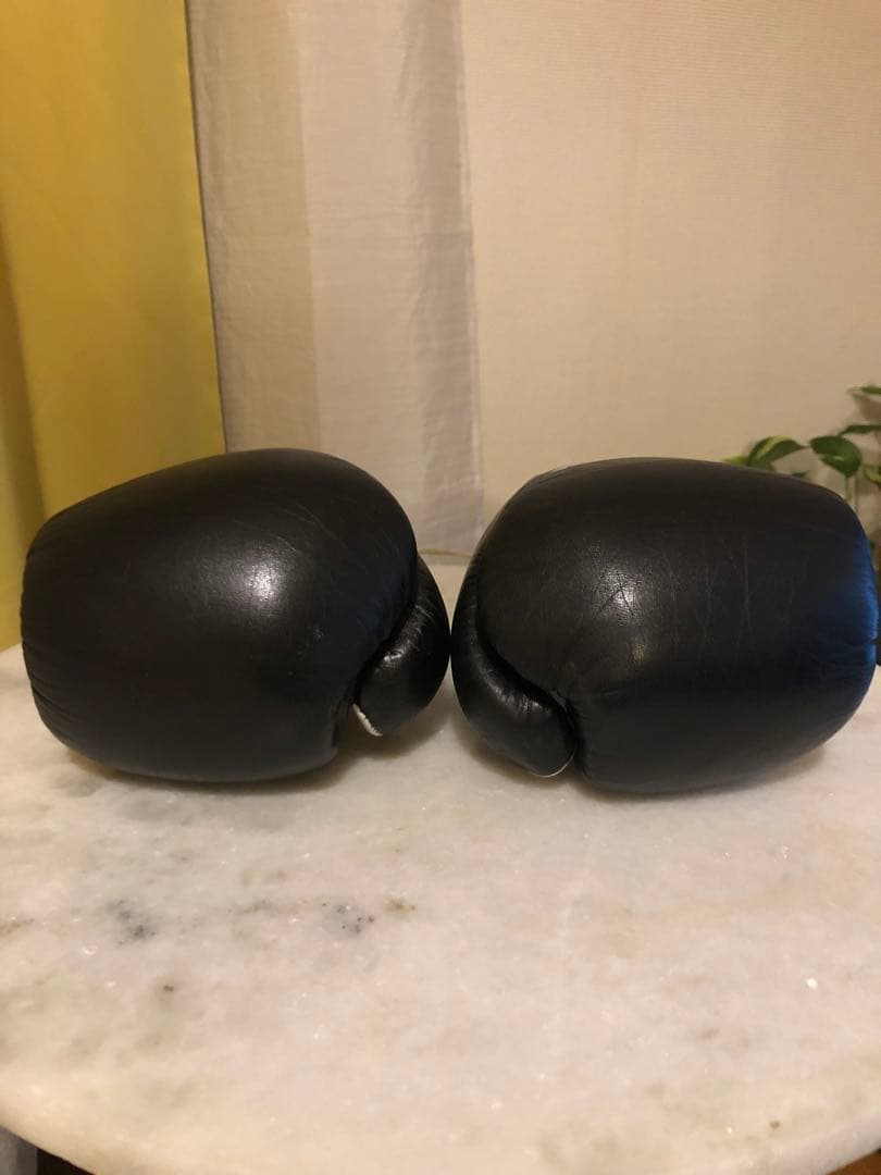 Reyes レイジェス ボクシンググローブ 8oz 黒