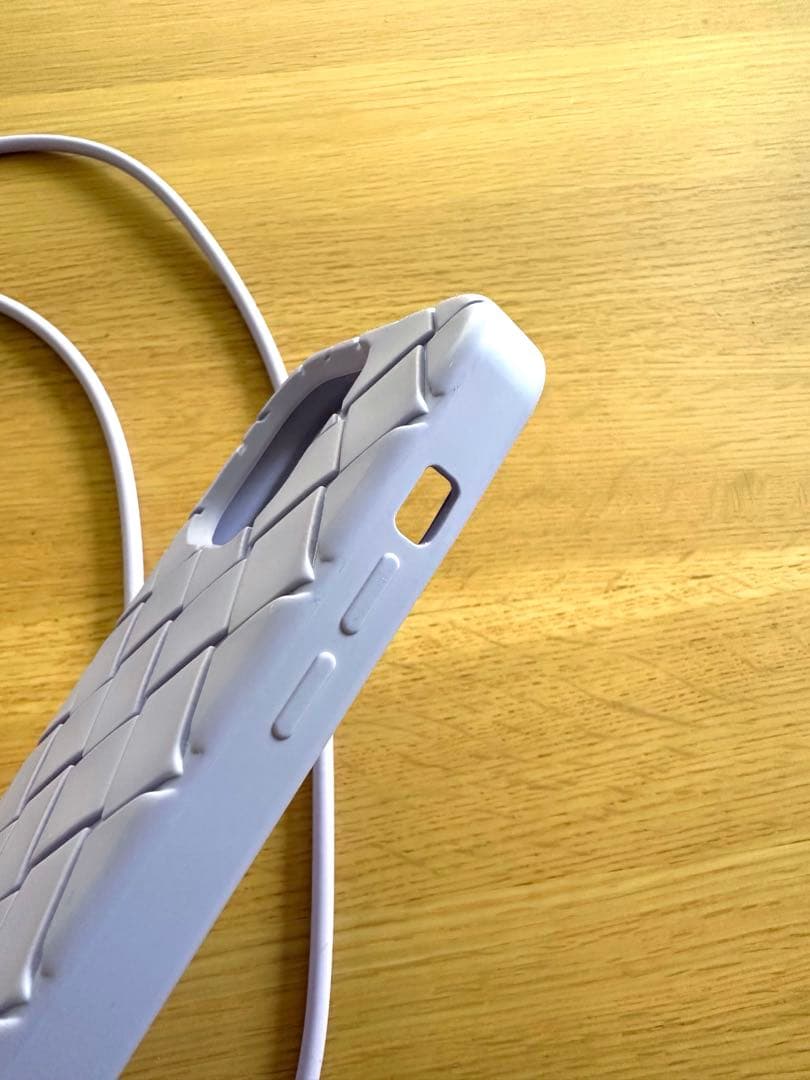 BOTTEGA VENETA iPhone14proケース ラベンダー