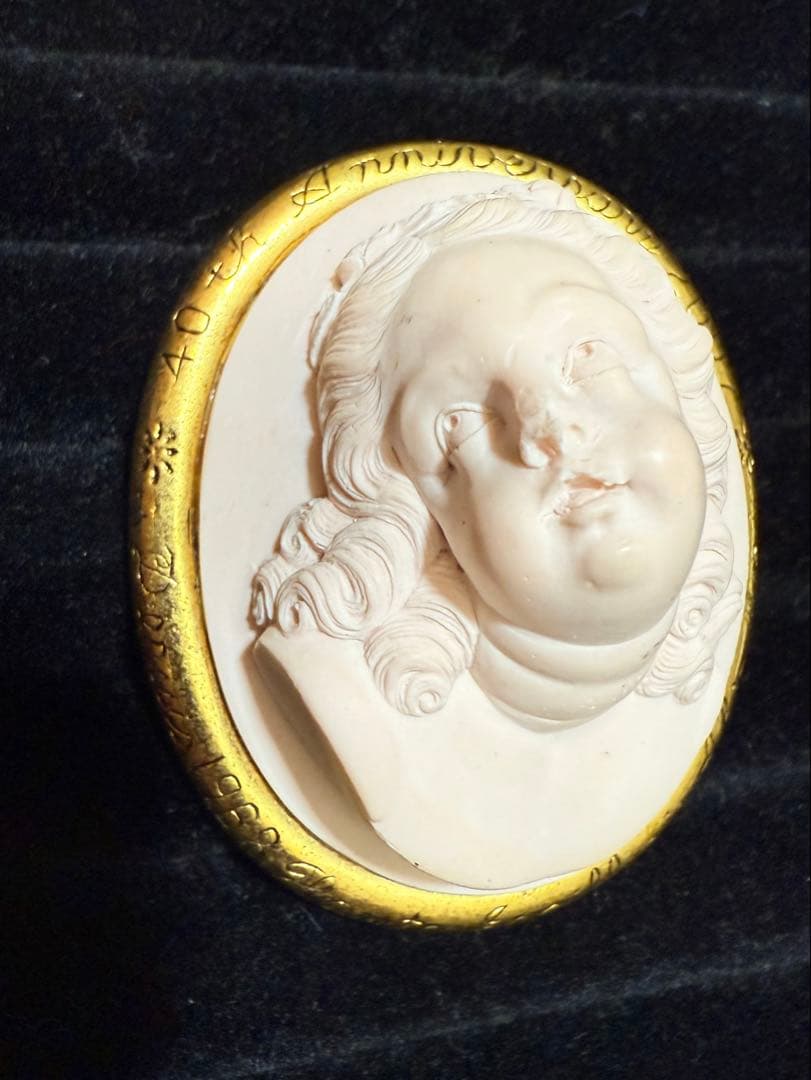 アキオ モリ（森暁雄）ブローチ