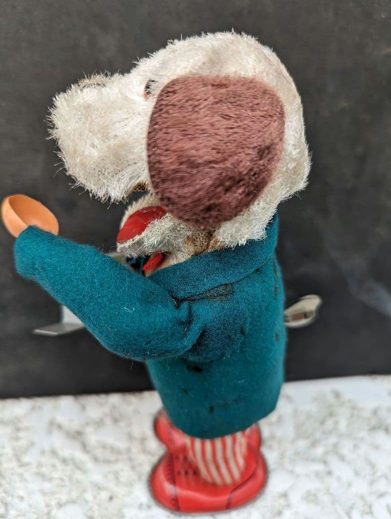 1950年代アルプスゼンマイ式おもちゃ犬