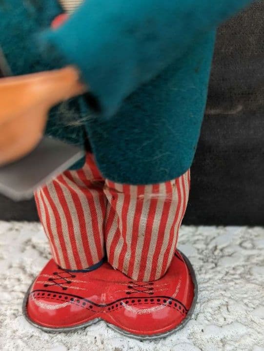 1950年代アルプスゼンマイ式おもちゃ犬