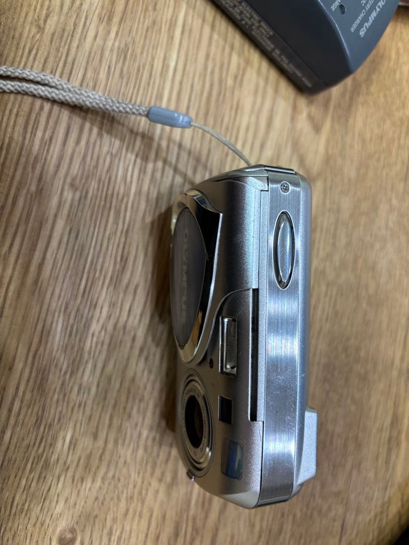 裕*様 OLYMPUS 3.2メガピクセル コンパクトデジタルカメラ