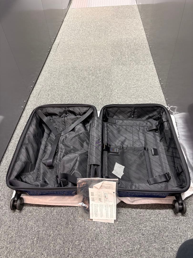 ゼロハリバートン　機内持ち込み可　青　美品