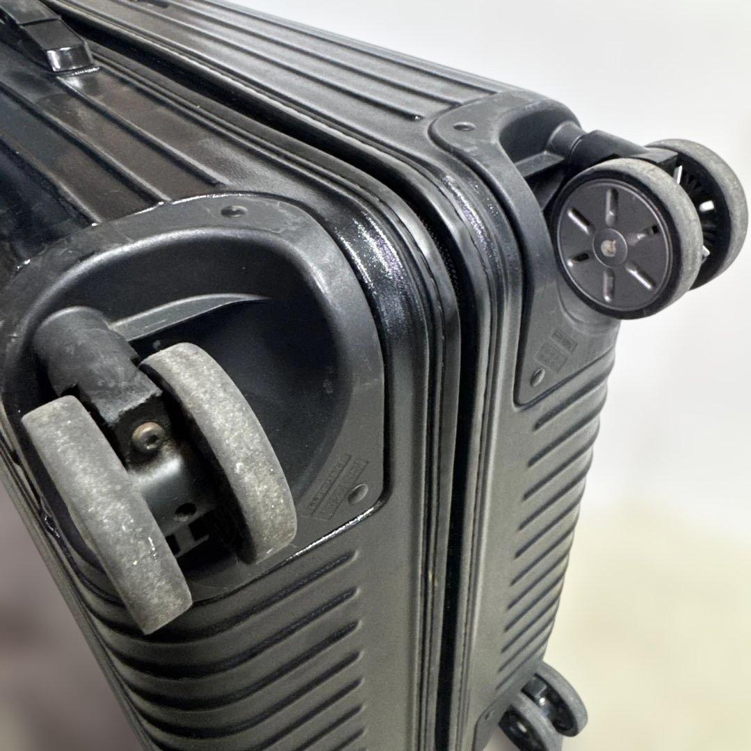 RIMOWA ブラック 4輪キャリーケース　訳アリ　　大容量　サルサ