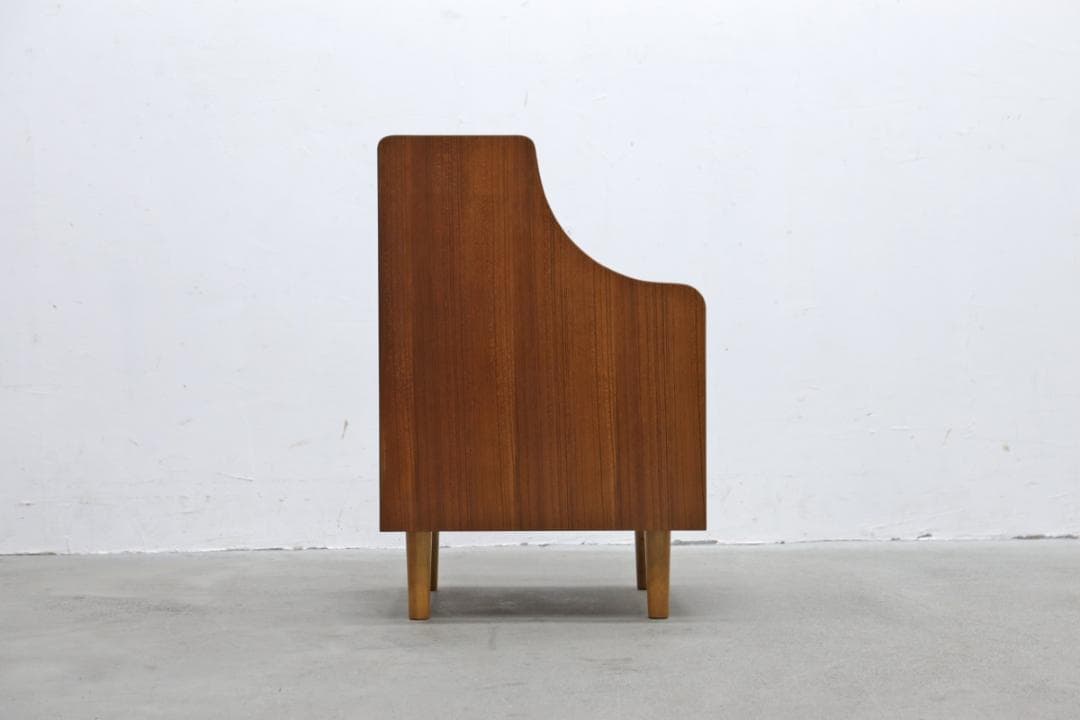 ヴィンテージ チーク材 ベッドサイド キャビネット サイドテーブル 北欧デザイン