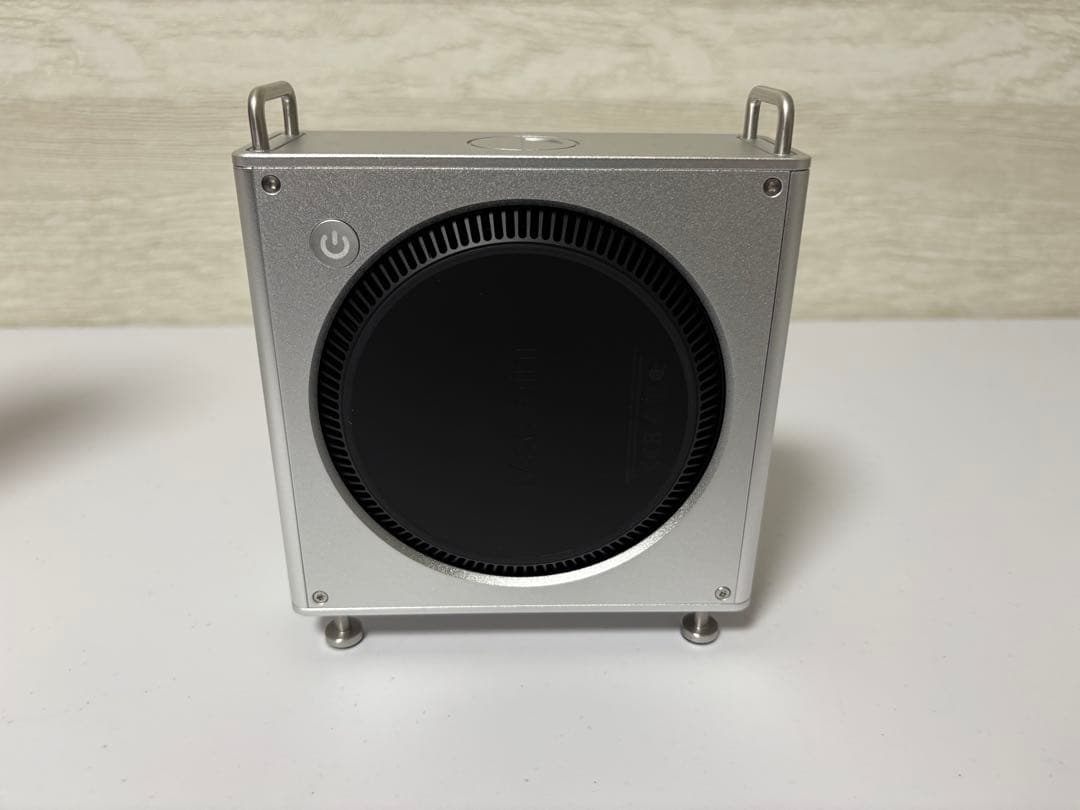 M4 mac mini ケース付き