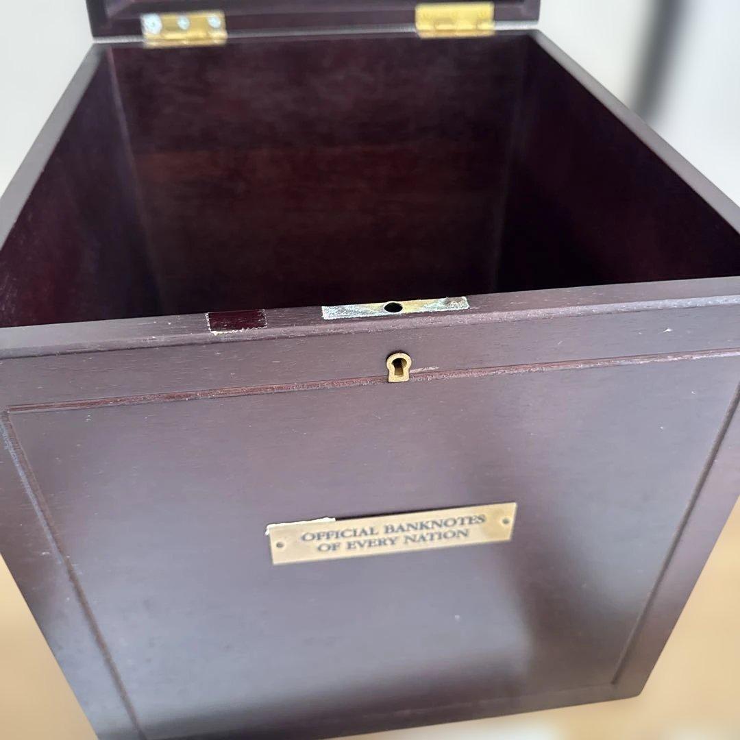 フランクリンミント・世界の国々の紙幣コレクション