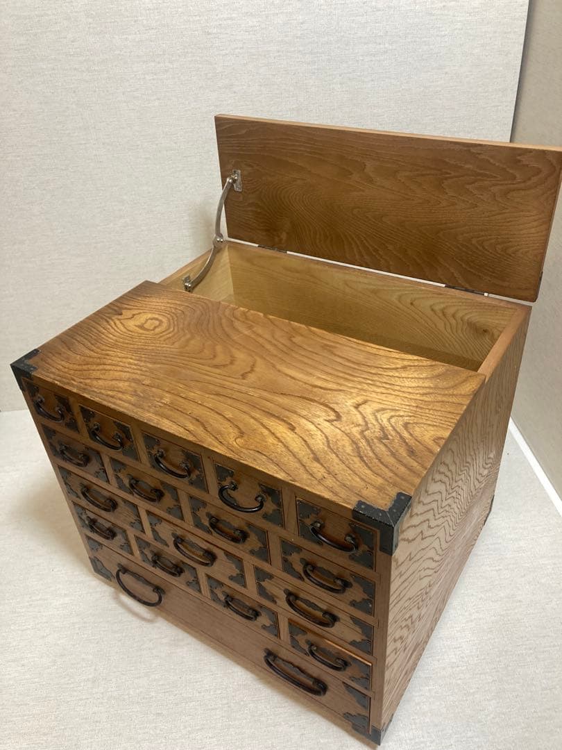 レトロ調 薬箪笥 薬箱 引き出し17杯和箪笥