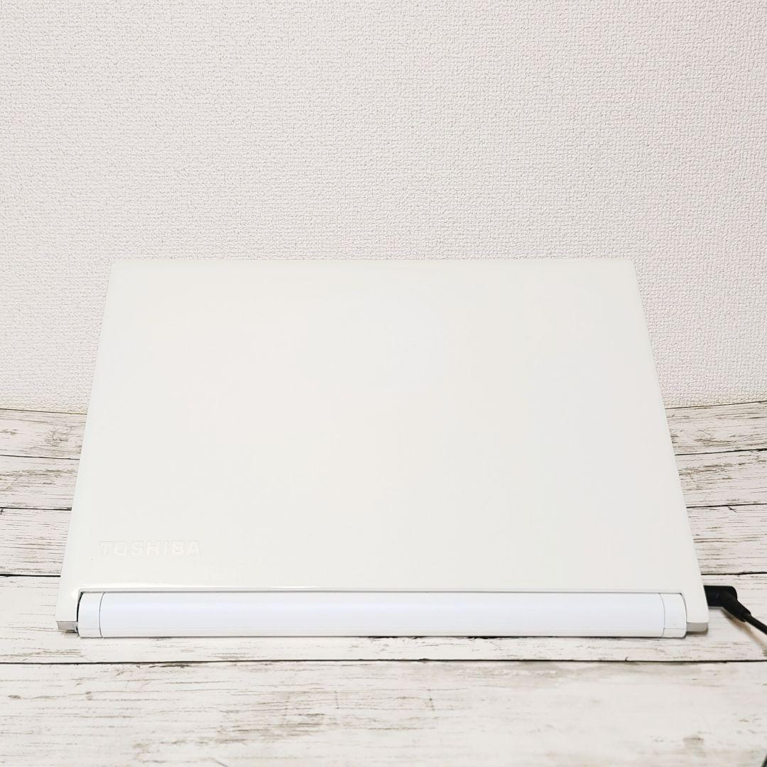 dynabook コンパクトノートパソコン メモリ16GB SSD i3