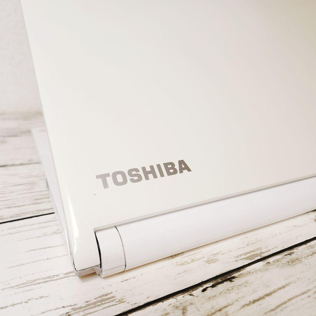 dynabook コンパクトノートパソコン メモリ16GB SSD i3