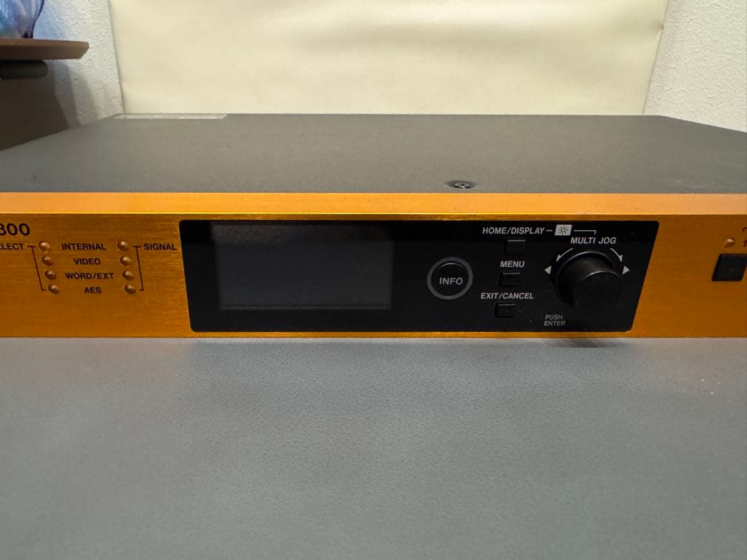 TASCAM CG-1800 マスタークロックジェネレーター