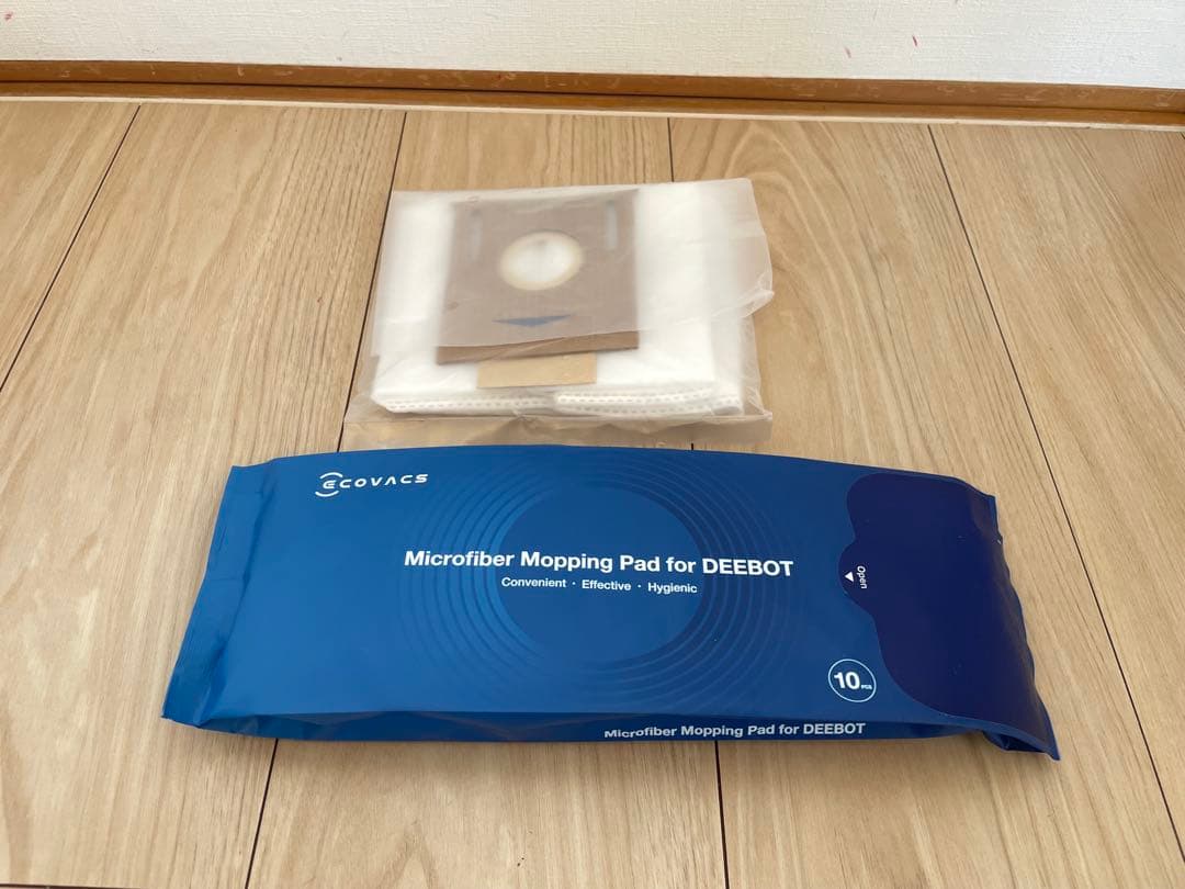 DEEBOT ロボット掃除機 本体　付属品付き