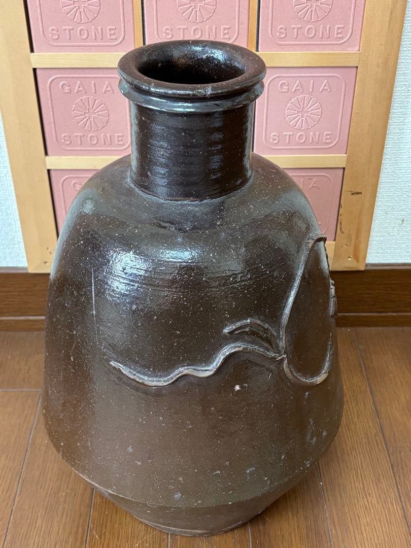 花入り 　古い甕　骨董品　花瓶　古美術