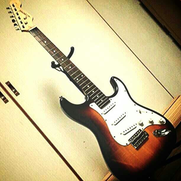 エレキギター 付属品付き