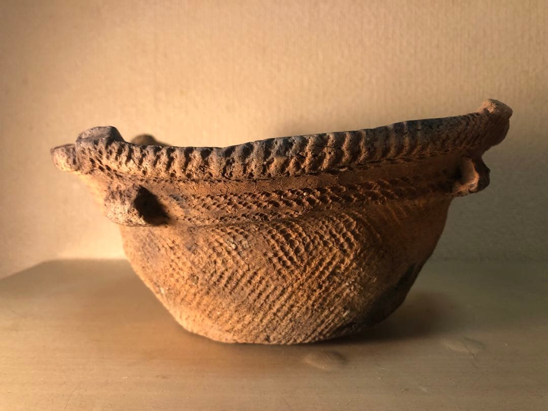 「縄文土器の欠片 No.525」です。