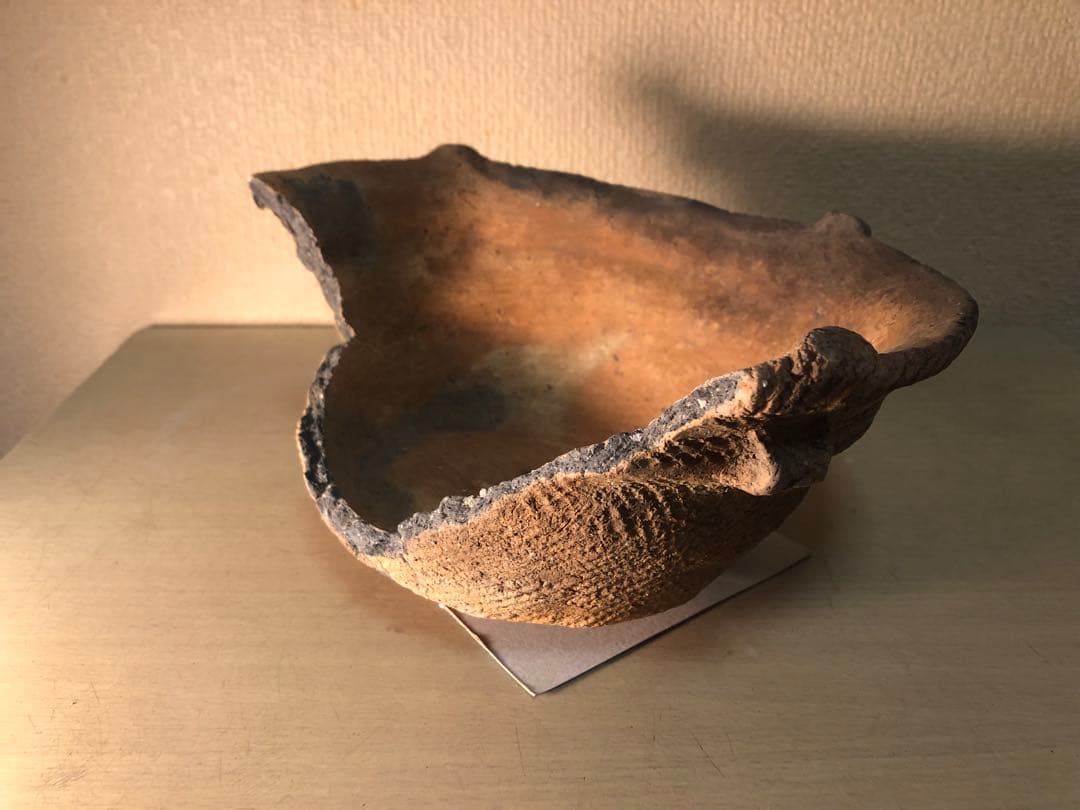 「縄文土器の欠片 No.525」です。