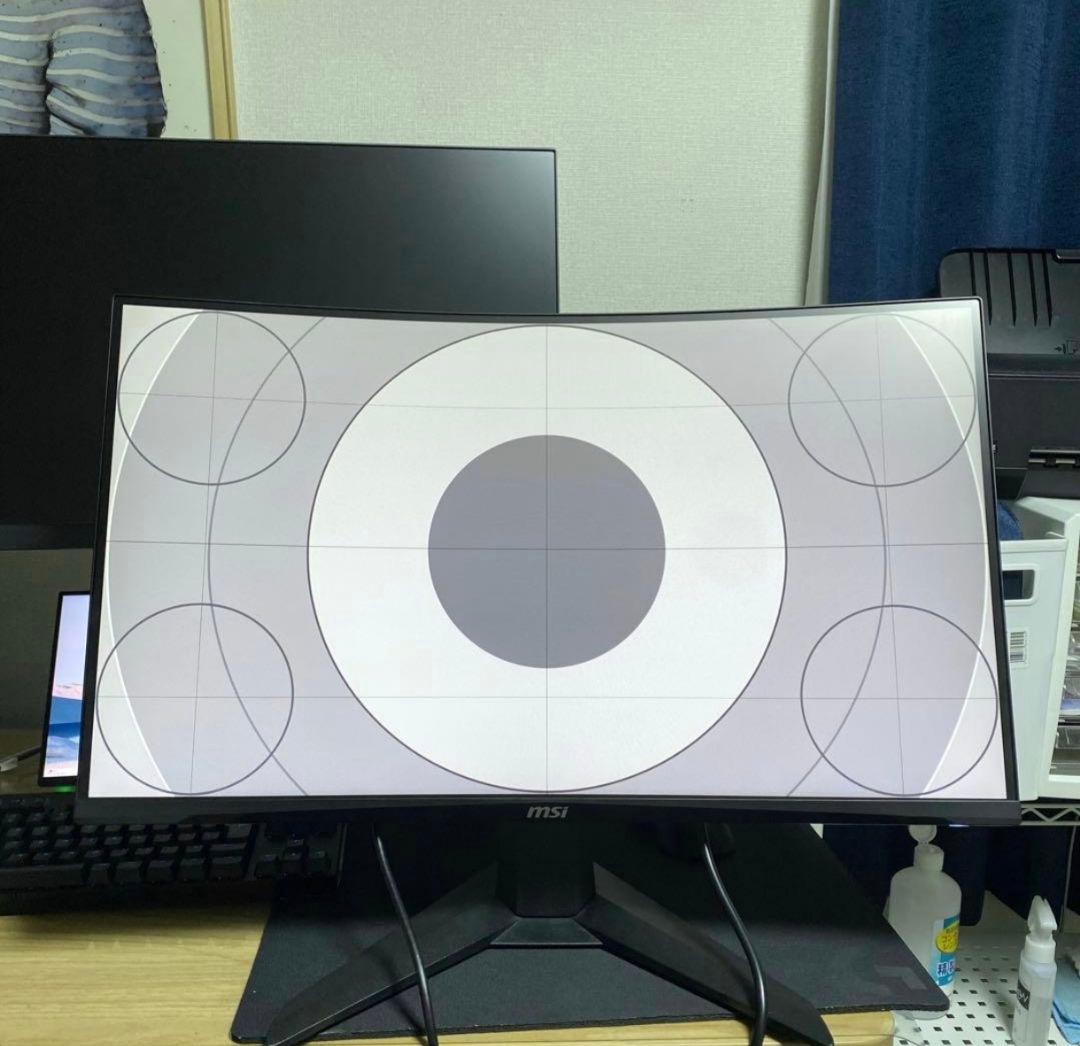 MSI 27インチ 曲面ゲーミングモニター MAG 27C6F 美品 2024年