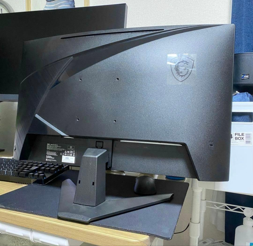MSI 27インチ 曲面ゲーミングモニター MAG 27C6F 美品 2024年