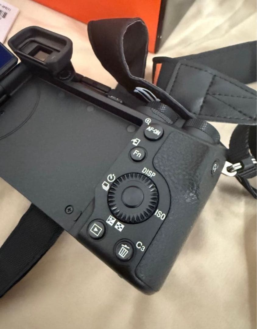 【美品】SONY α6700 ミラーレスカメラ 本体