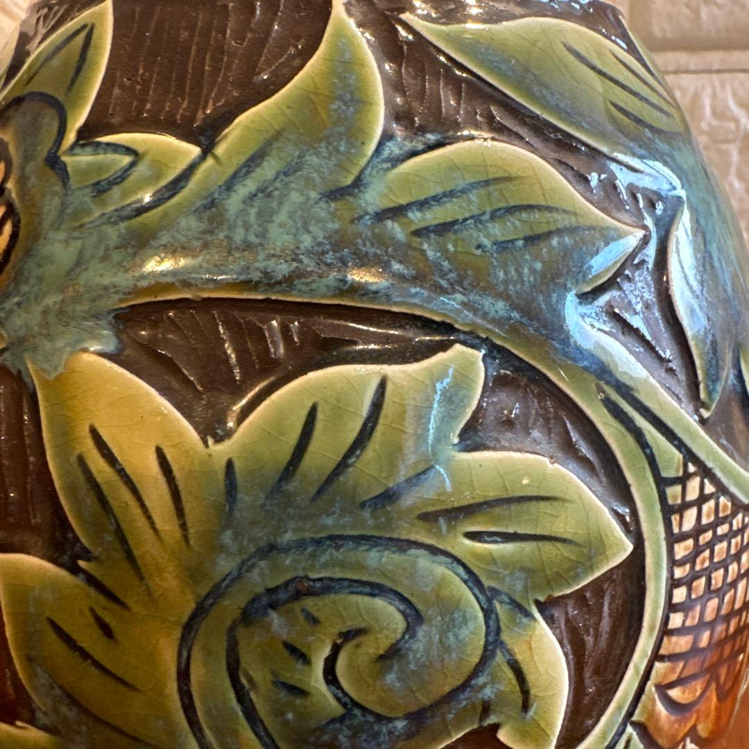 【壺屋焼】故.小橋川永弘緑釉唐草壺