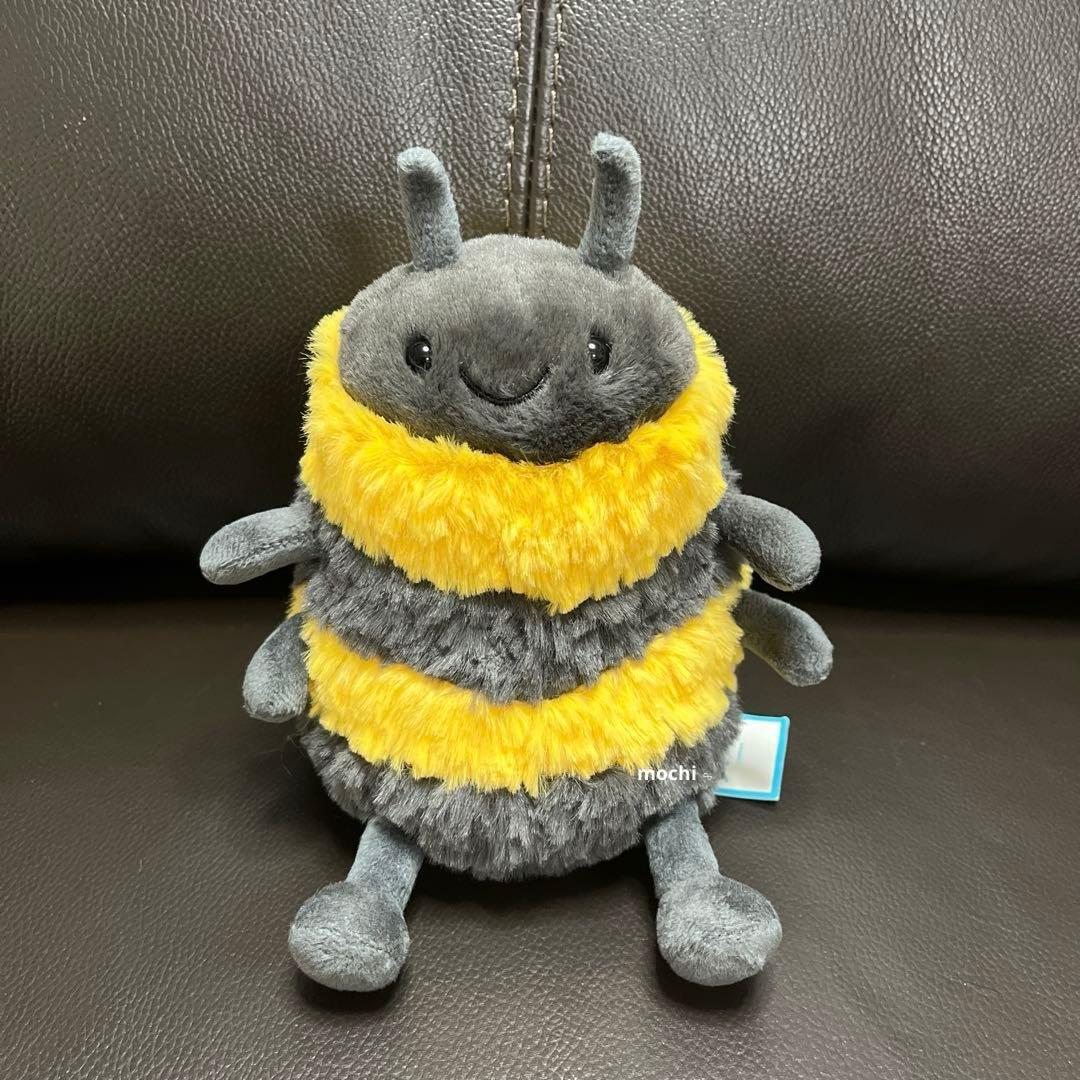 Ayatakaページ  Albee Bee みつばち