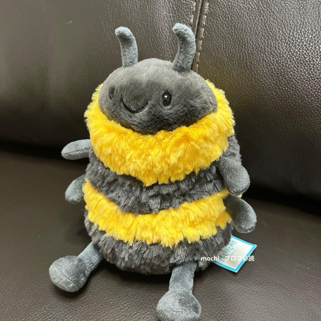 Ayatakaページ  Albee Bee みつばち