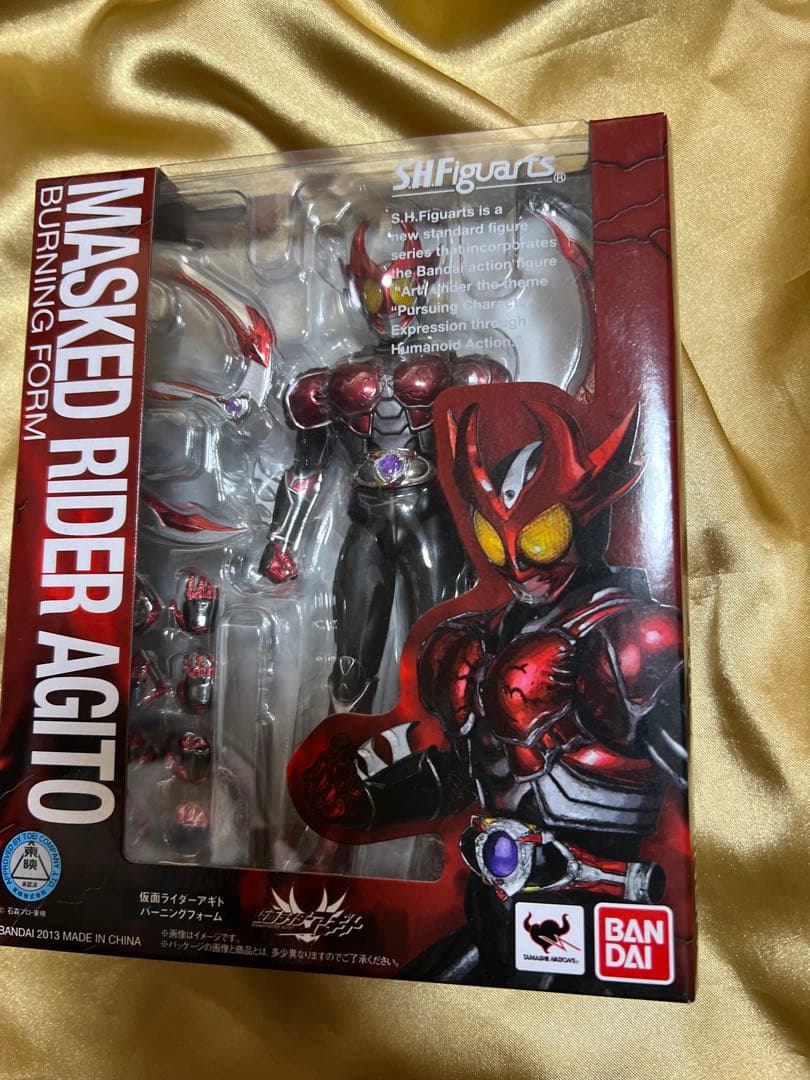 フィギュアーツ 仮面ライダーアギト バーニングフォーム