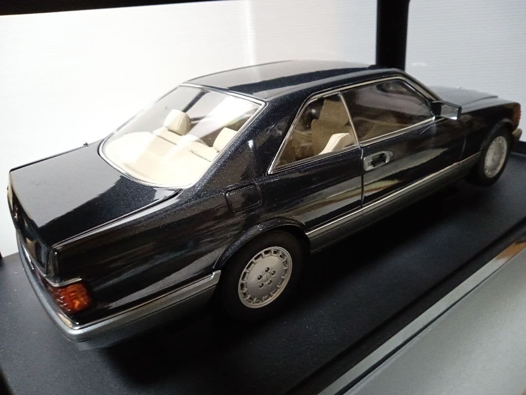 オートアート 1/18 メルセデスベンツ500SEC クーペ