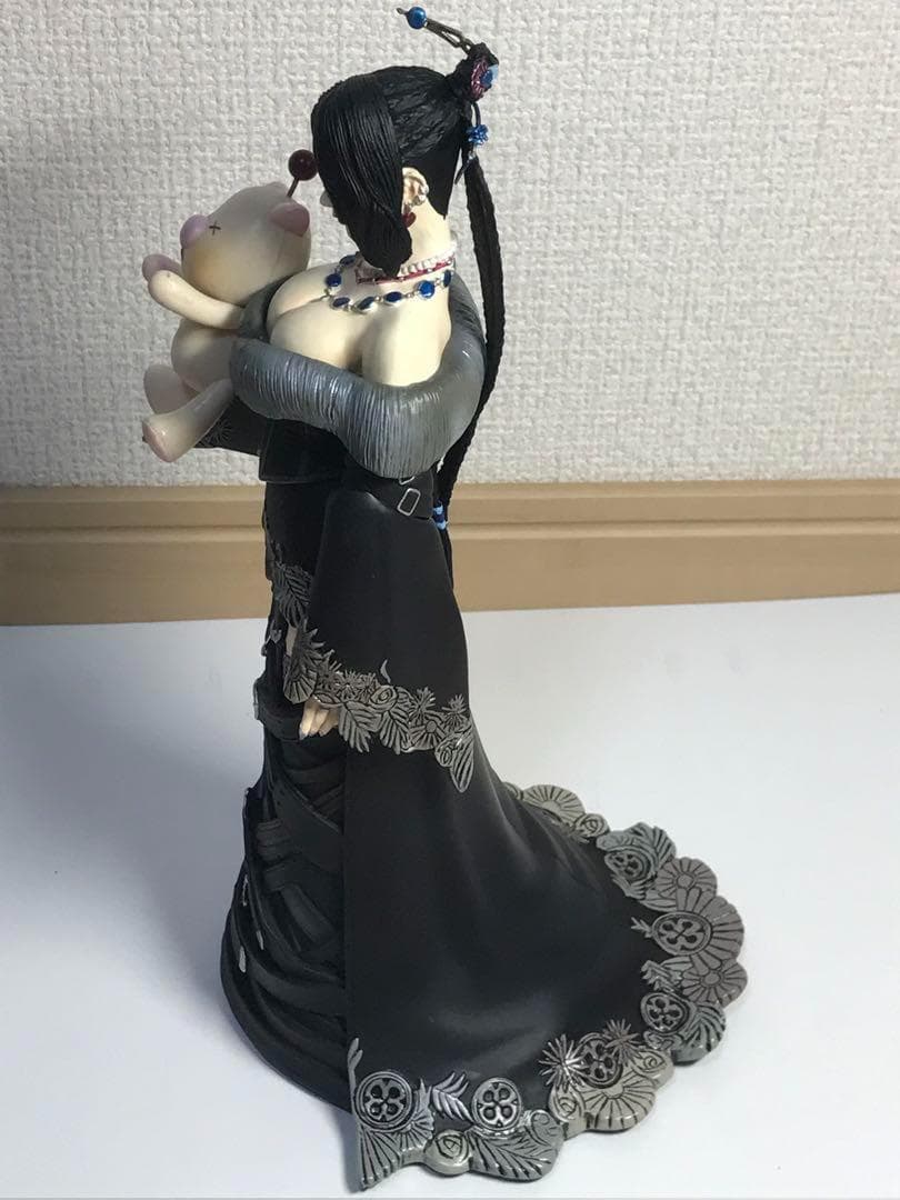 ファイナルファンタジー　ルールー　フィギュア